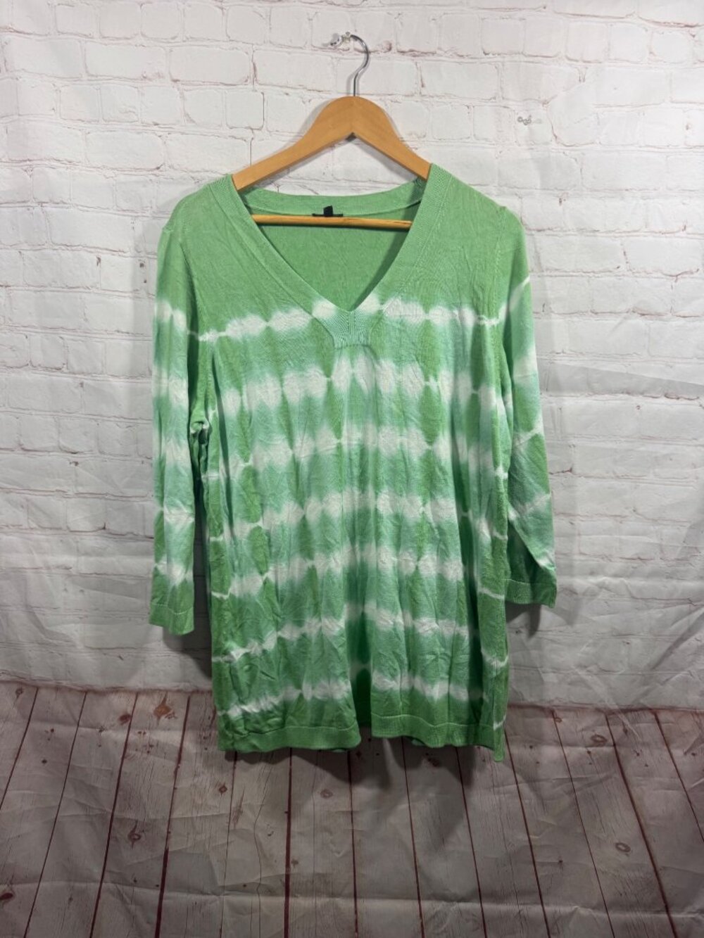 Talbots Green White Cotton Blend Vneck Sweater Womens Size 1X
